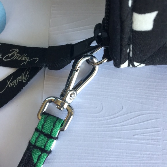 Vera Bradley Wristlet (Retired Floral Pattern) RARE - Picture 4 of 10